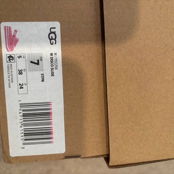 Brand new in box Ugg sandals - Picture 3 of 6